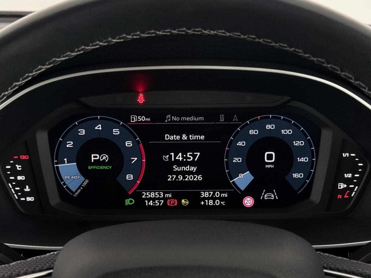 Audi Q3 thumbnail Driver Instruments