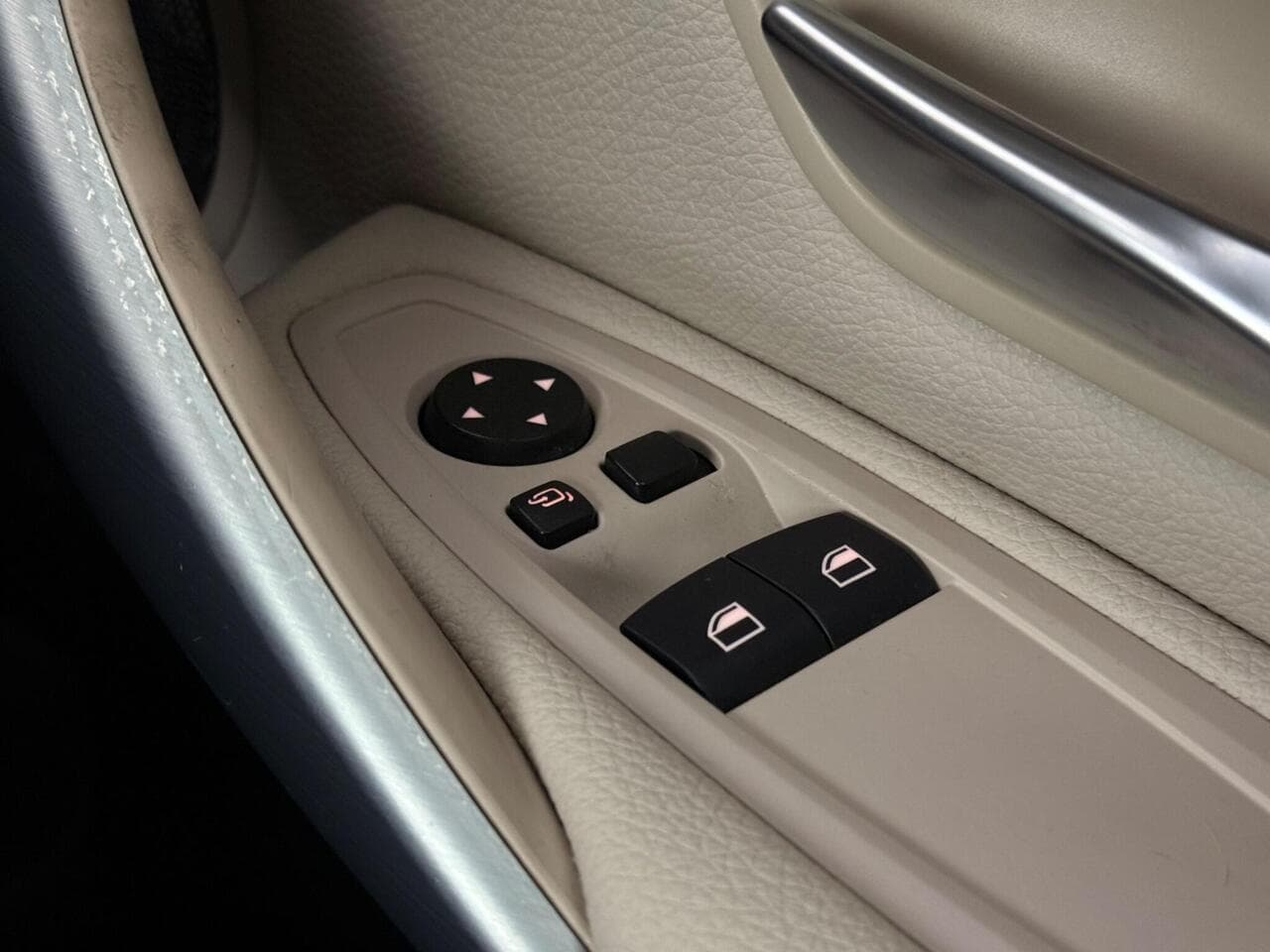 BMW 4 Series thumbnail Misc Controls