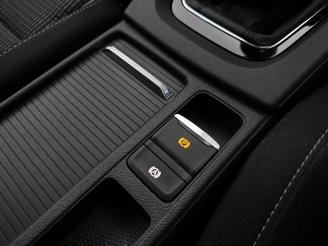 Skoda Octavia thumbnail Misc Controls