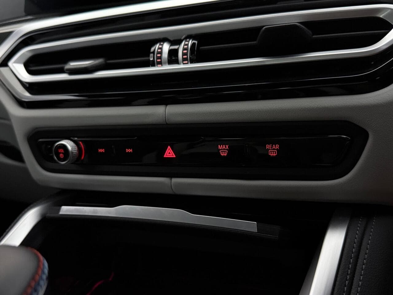 BMW M3 thumbnail Misc Controls