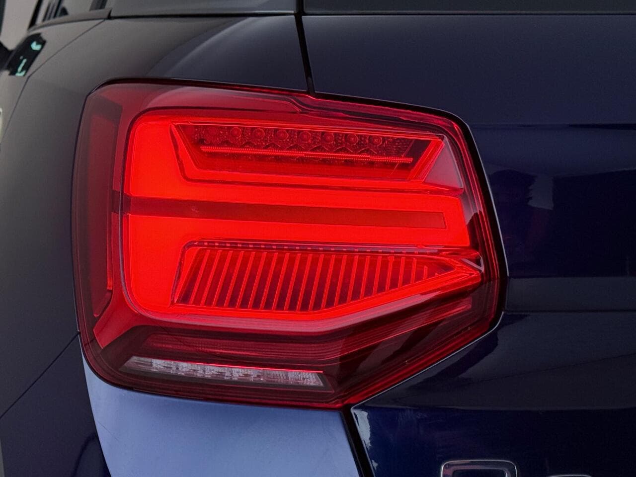 Audi Q2 thumbnail Lights Rear