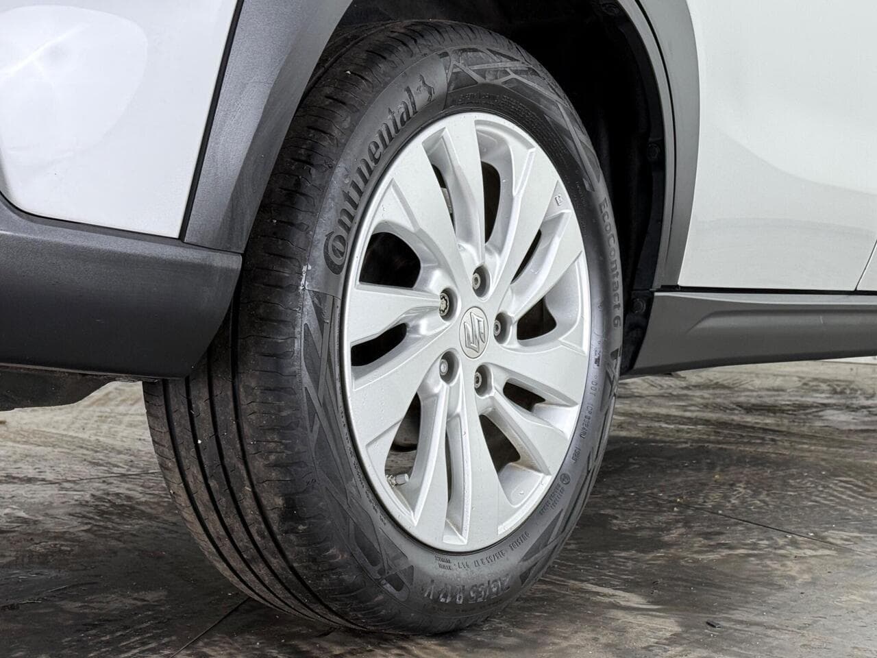 Suzuki S-Cross thumbnail Wheel