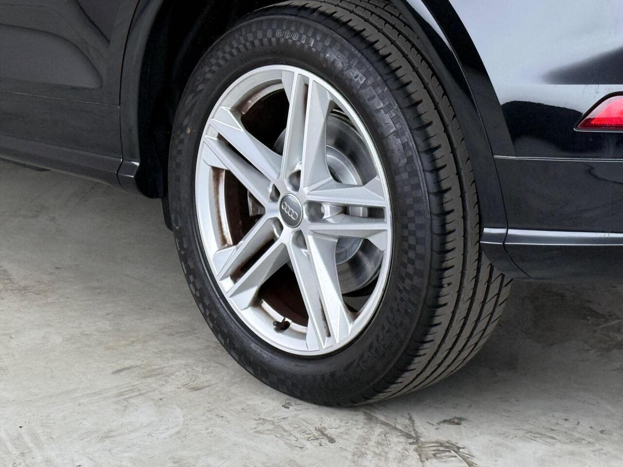 Audi Q5 thumbnail Wheel
