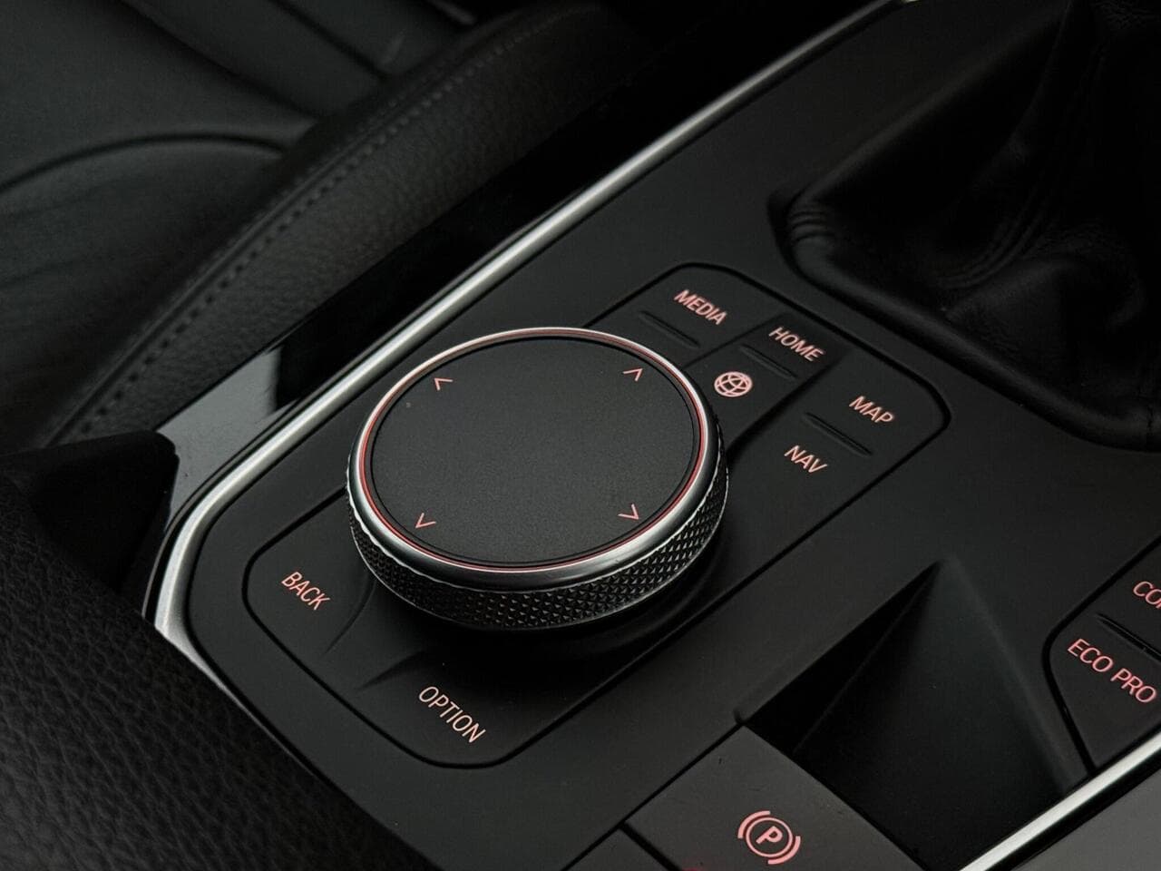 BMW 2 Series Gran Coupe thumbnail Misc Controls