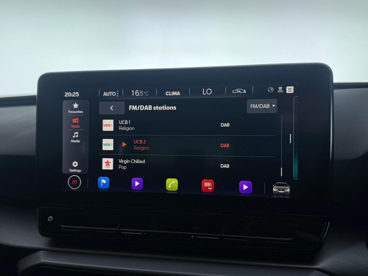 SEAT Leon thumbnail Infotainment System