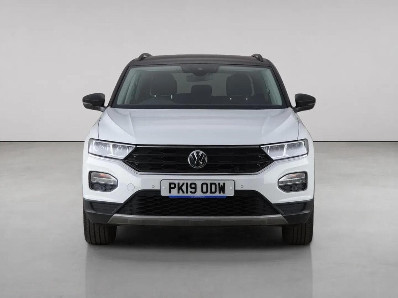 Volkswagen T-Roc thumbnail Front