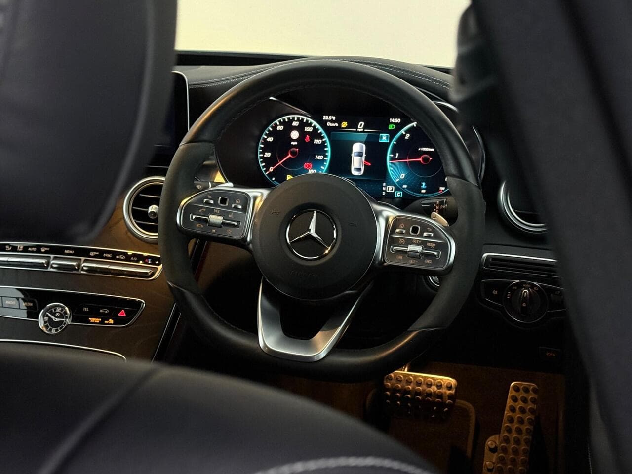 Mercedes-Benz C Class thumbnail Steering Wheel