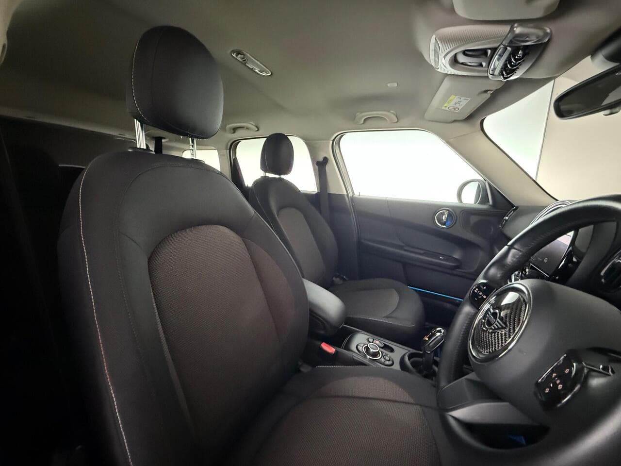 MINI Countryman thumbnail Seat Driver