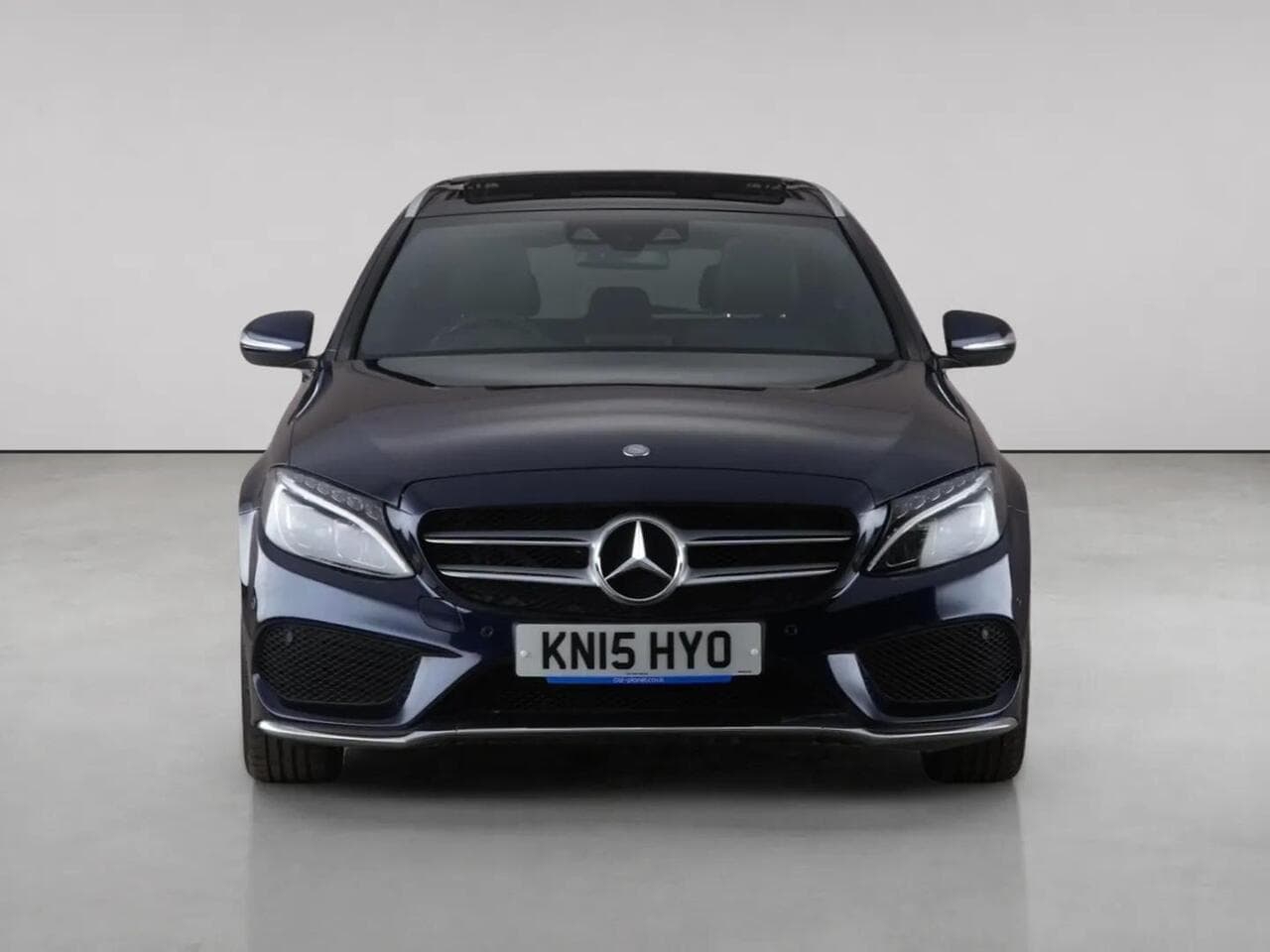 Mercedes-Benz C Class thumbnail Front