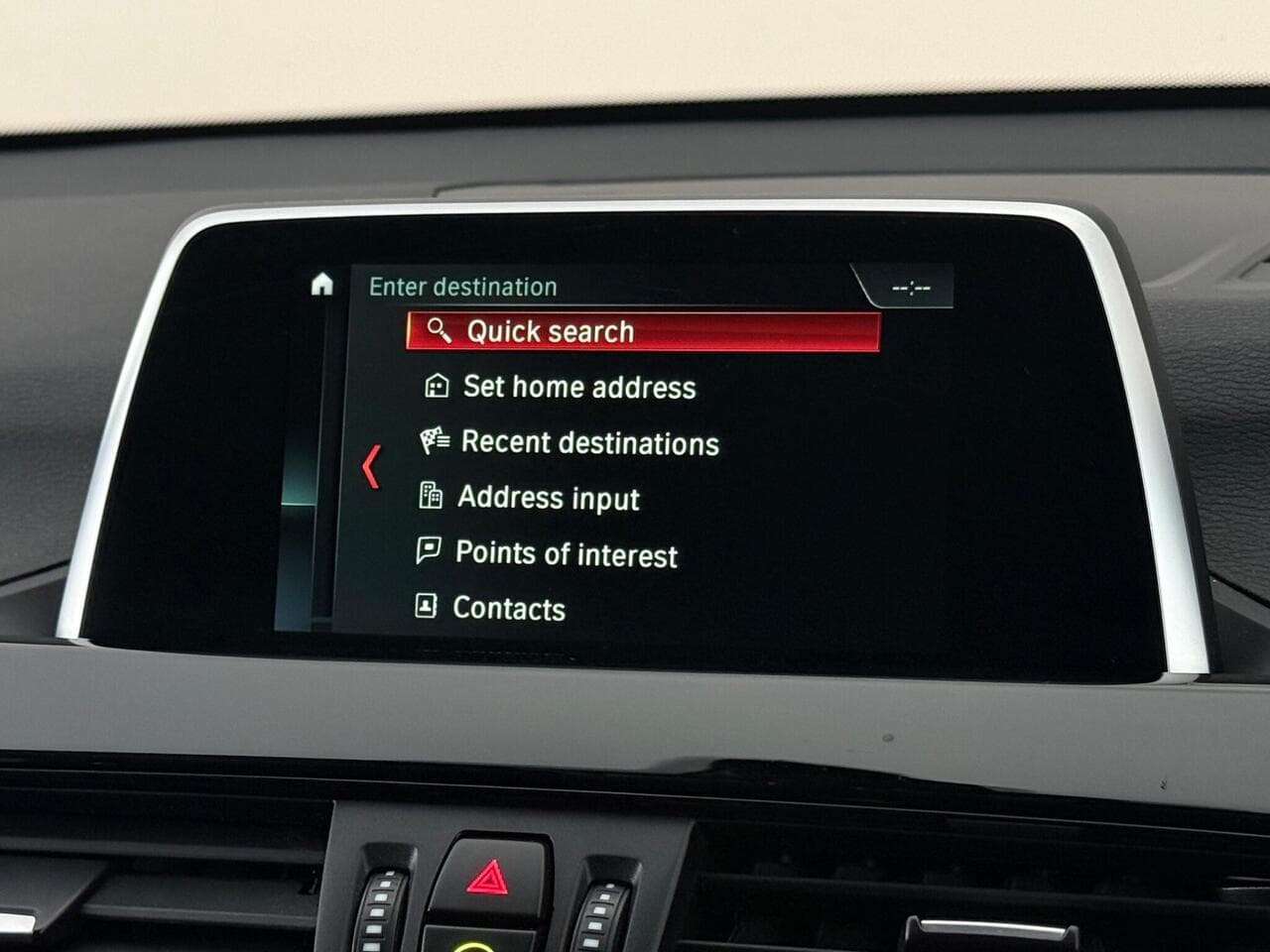BMW X1 thumbnail Infotainment System