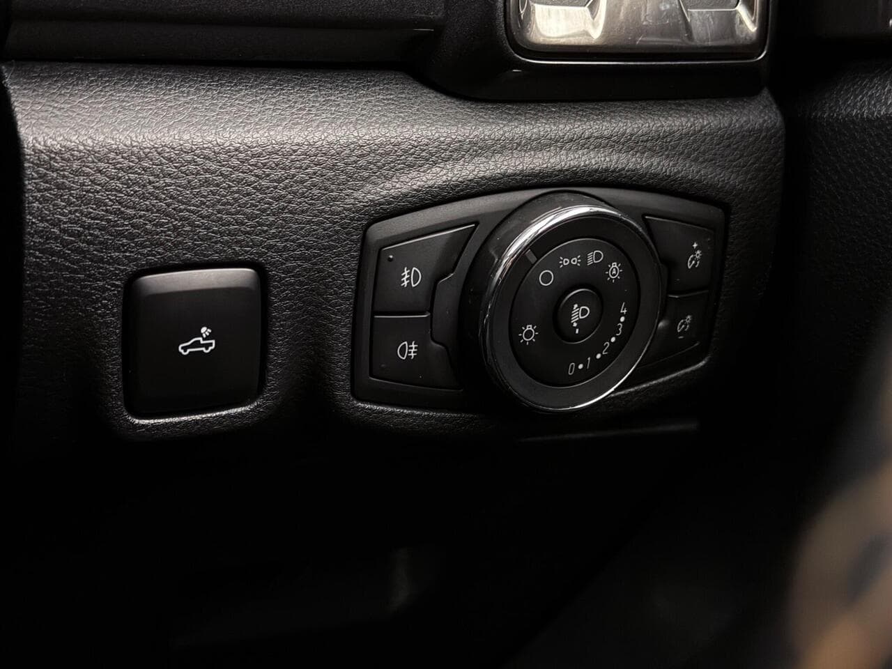 Ford Ranger thumbnail Misc Controls