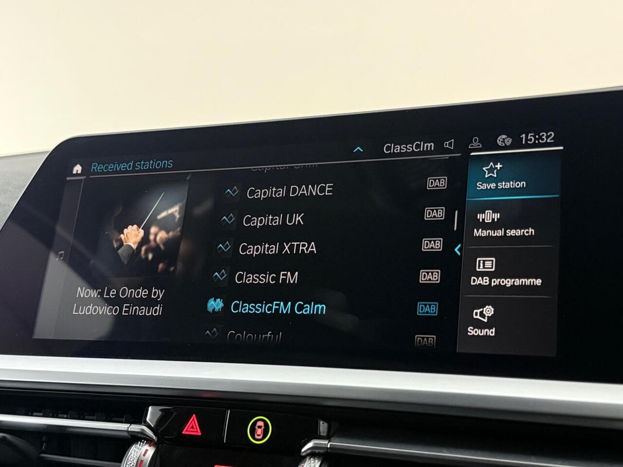BMW 3 Series thumbnail Infotainment System