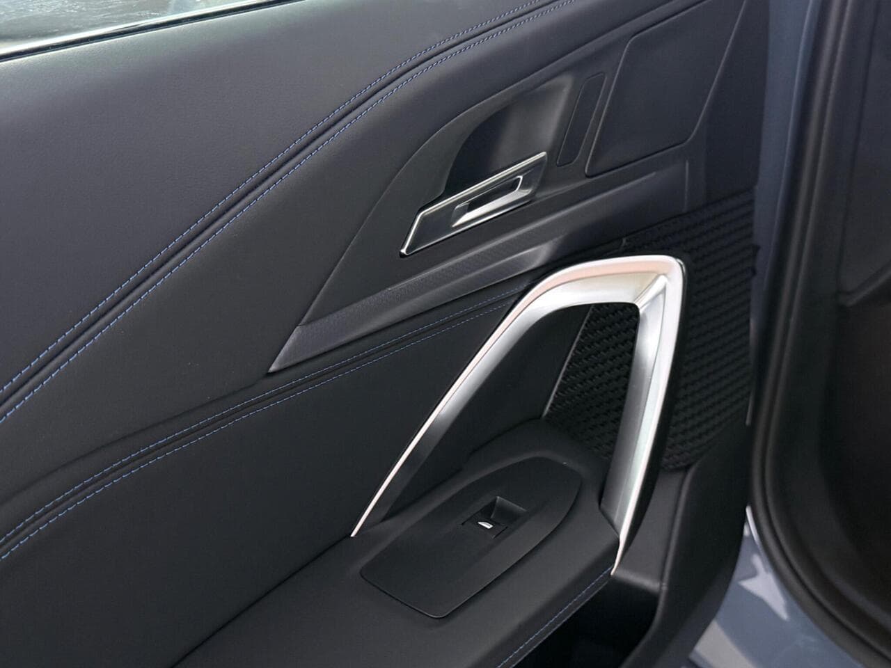 BMW X1 thumbnail Misc Controls