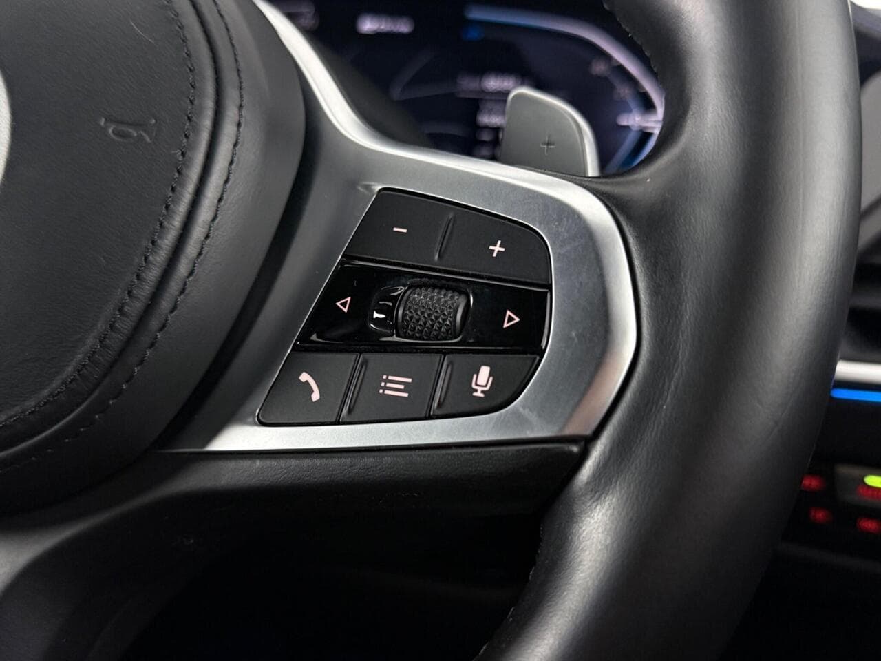 BMW 3 Series thumbnail Misc Controls