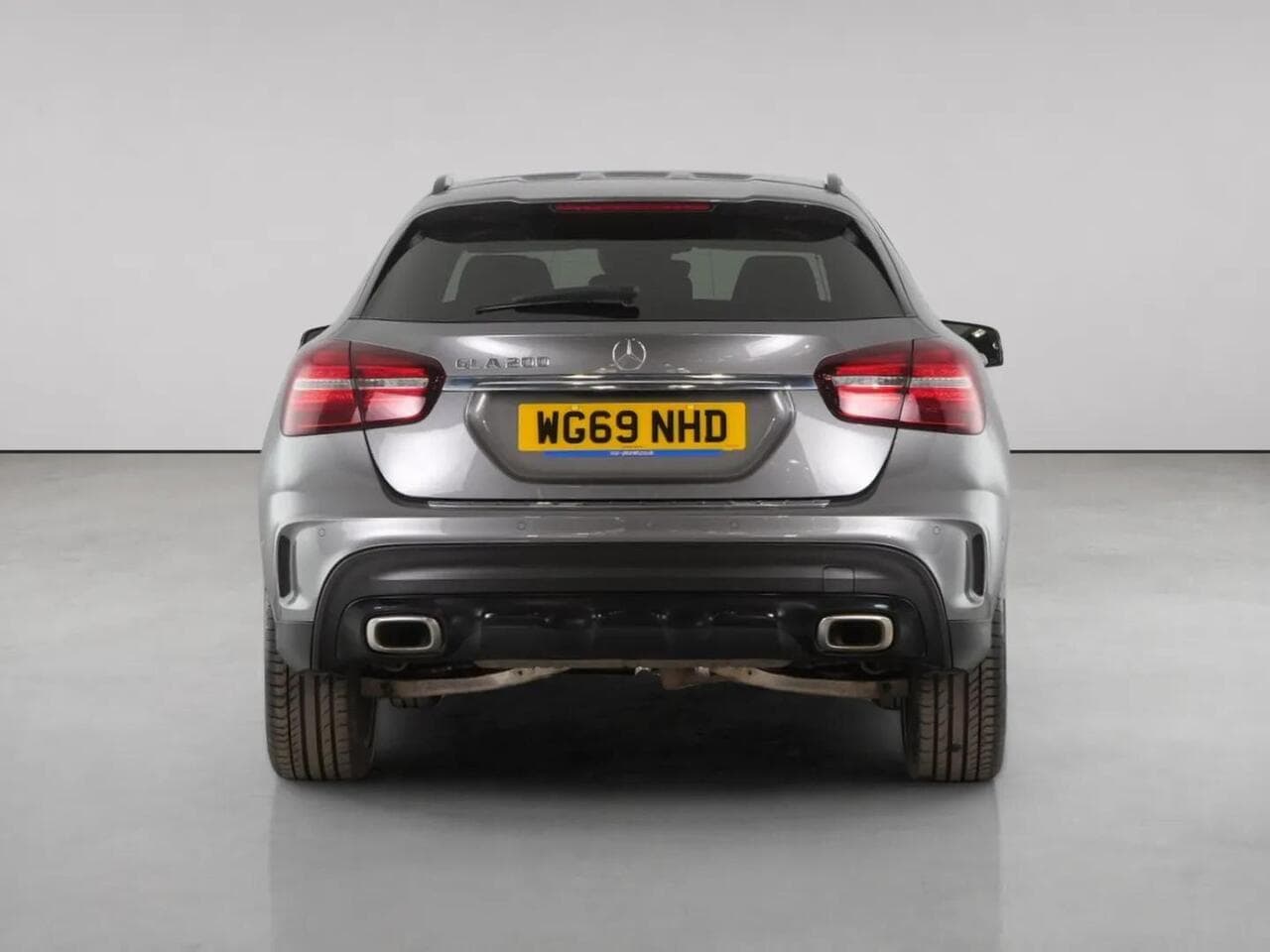 Mercedes-Benz GLA thumbnail Rear