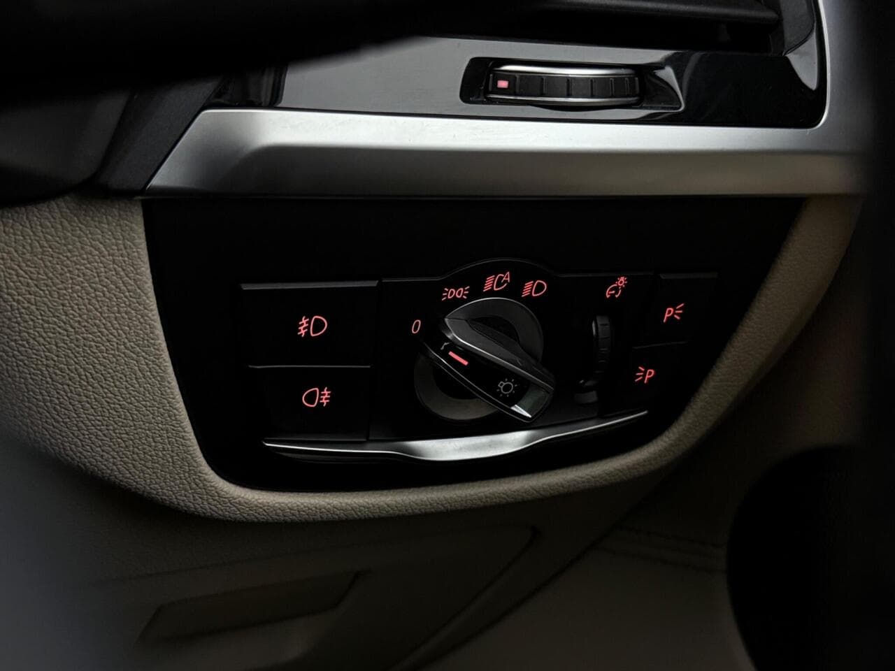 BMW X3 thumbnail Misc Controls