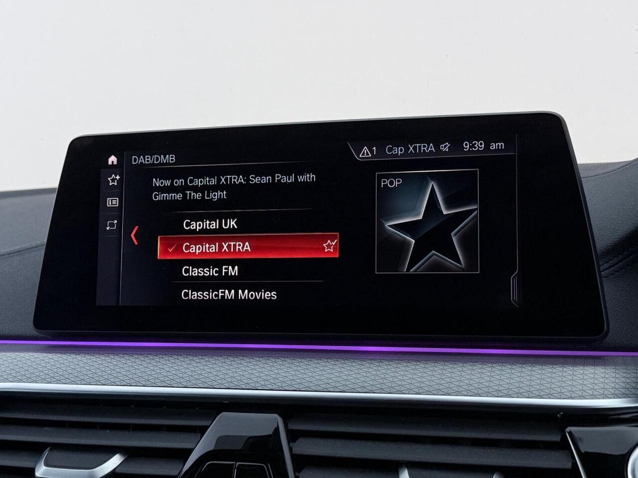 BMW 5 Series thumbnail Infotainment System