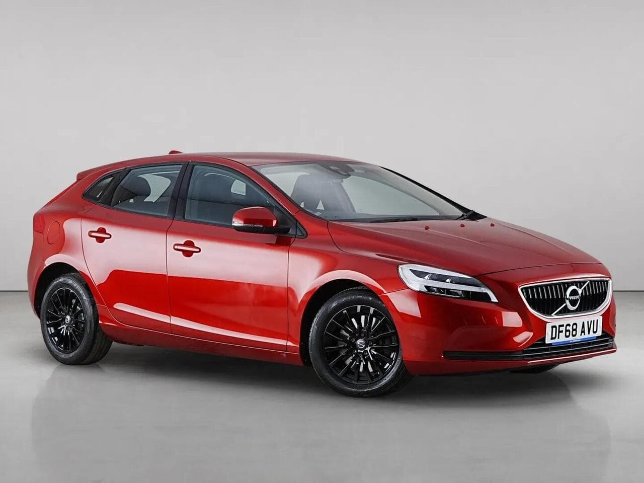 Volvo V40 - Volvo V40 2.0 D2 Momentum Nav Plus Auto Euro 6 (s/s) 5dr