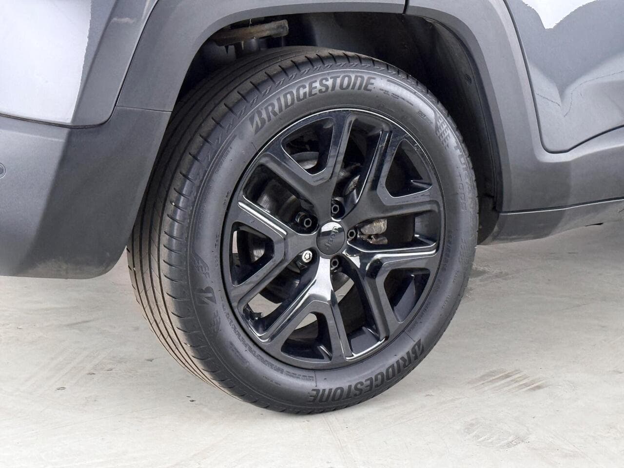 Jeep Renegade thumbnail Wheel