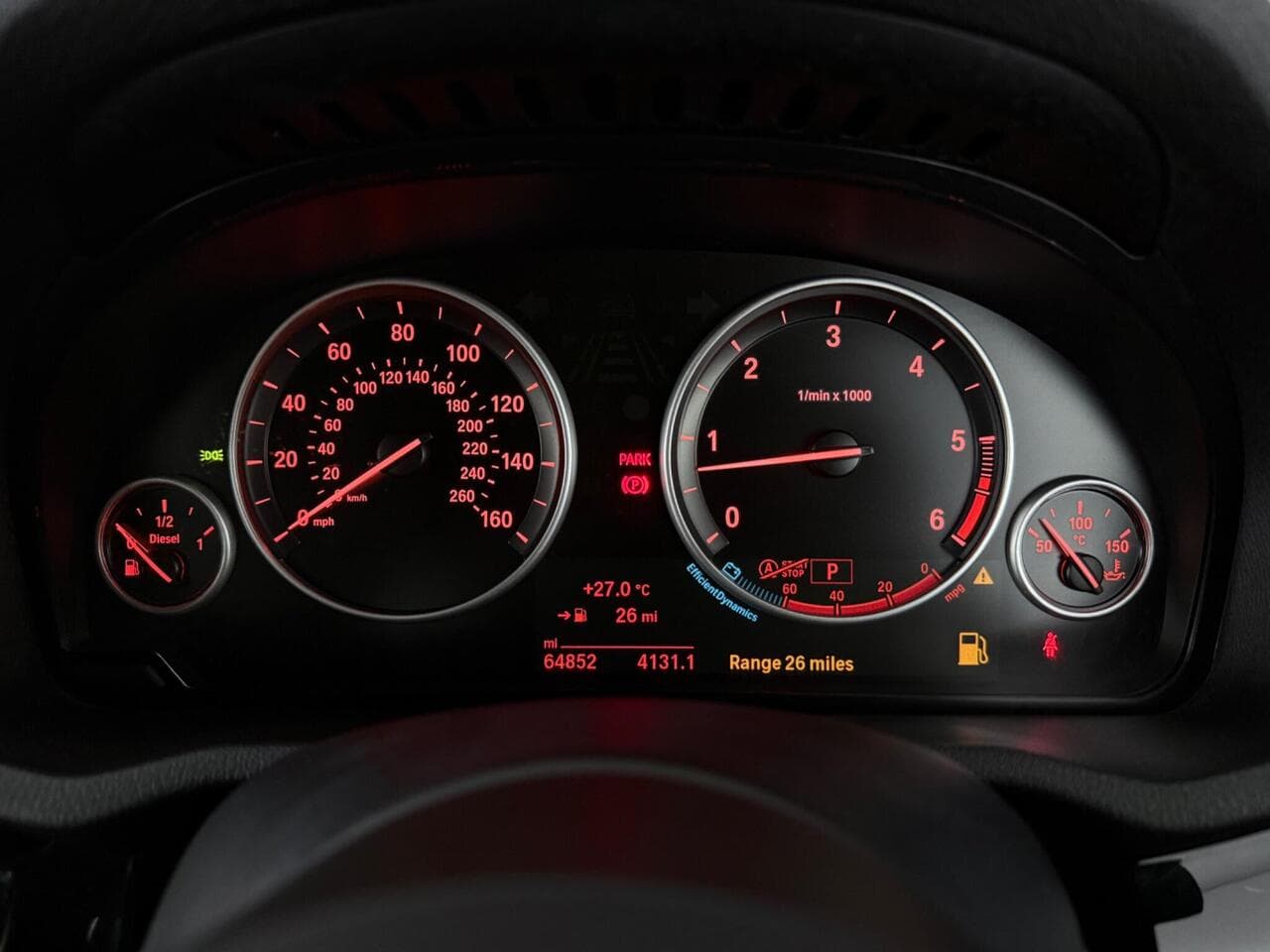 BMW X4 thumbnail Driver Instruments