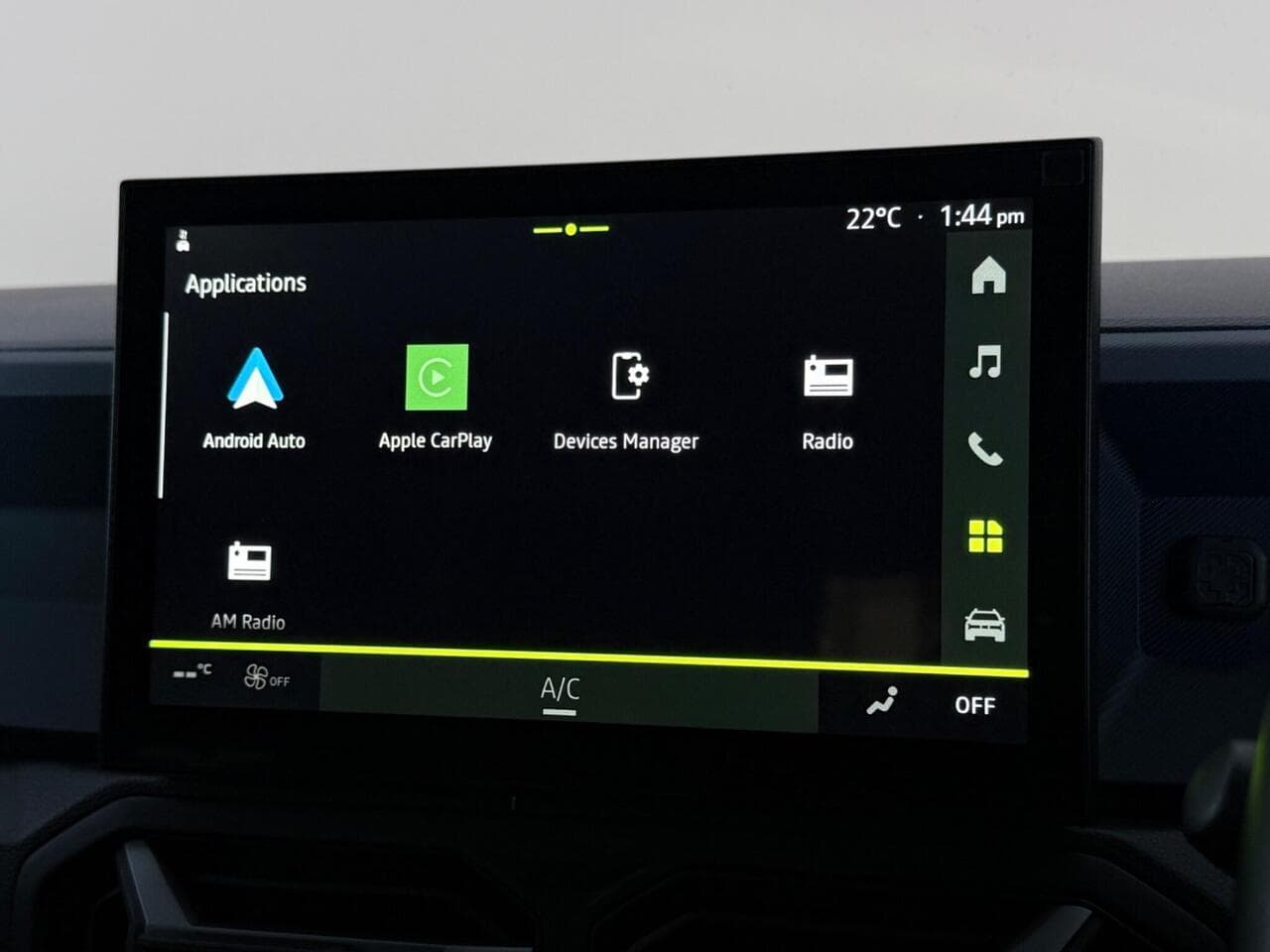 Dacia Duster thumbnail Infotainment System