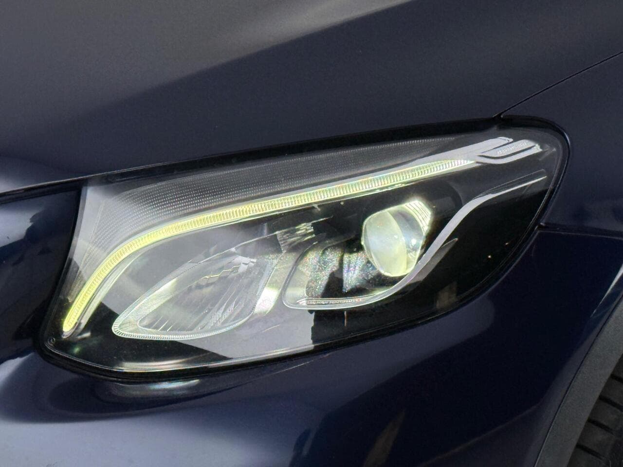 Mercedes-Benz GLC thumbnail Lights Front