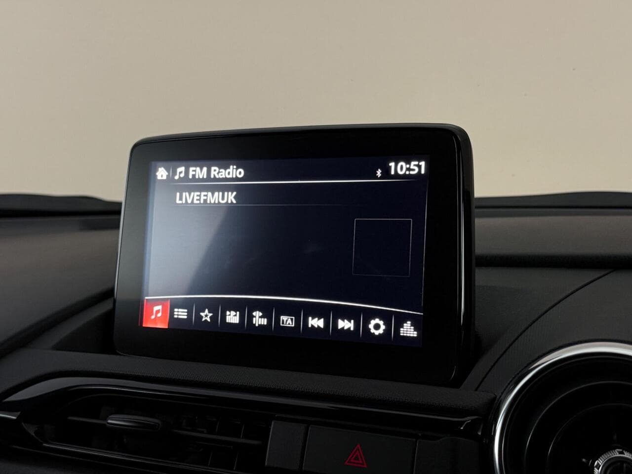 Mazda MX-5 thumbnail Infotainment System