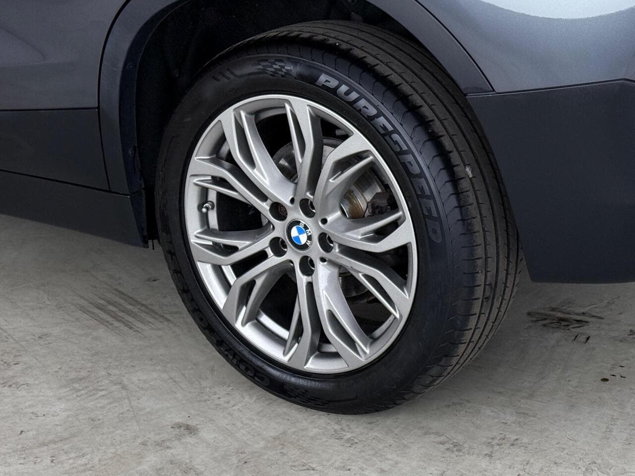 BMW X2 thumbnail Wheel