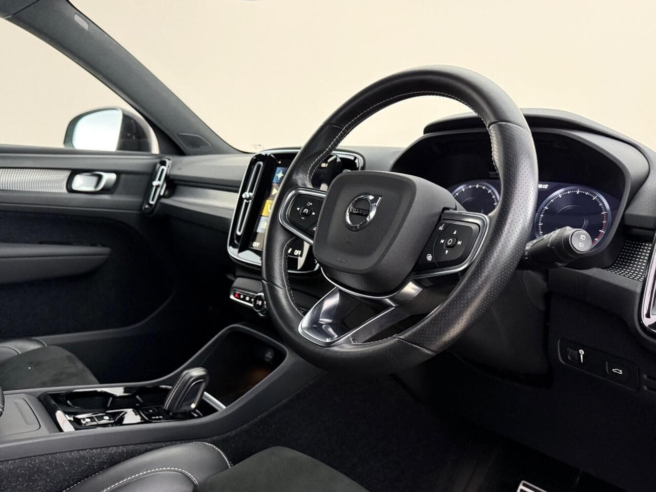 Volvo XC40 thumbnail Interior Front