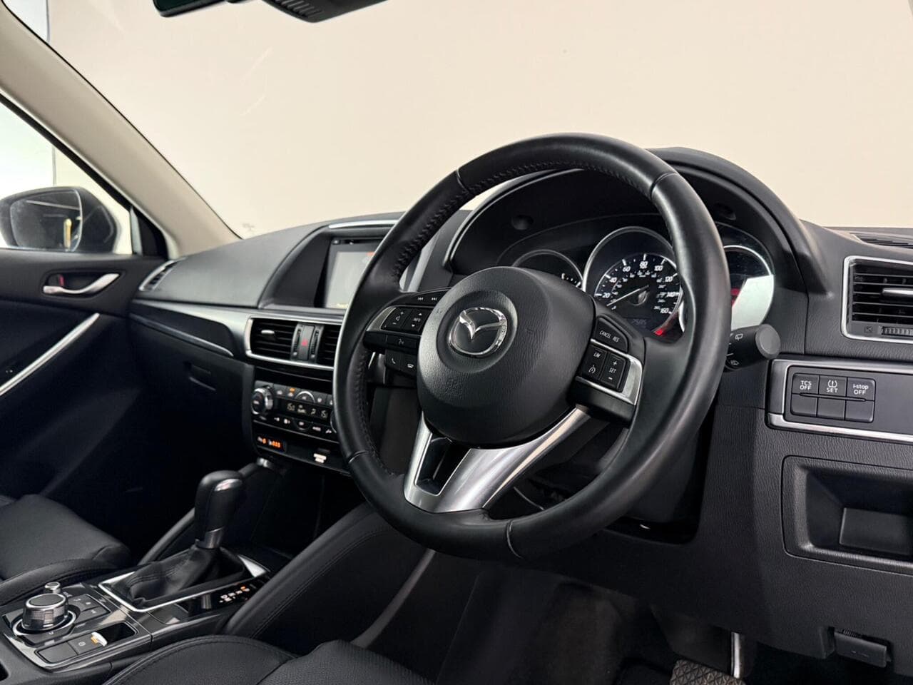 Mazda CX-5 thumbnail Interior Front