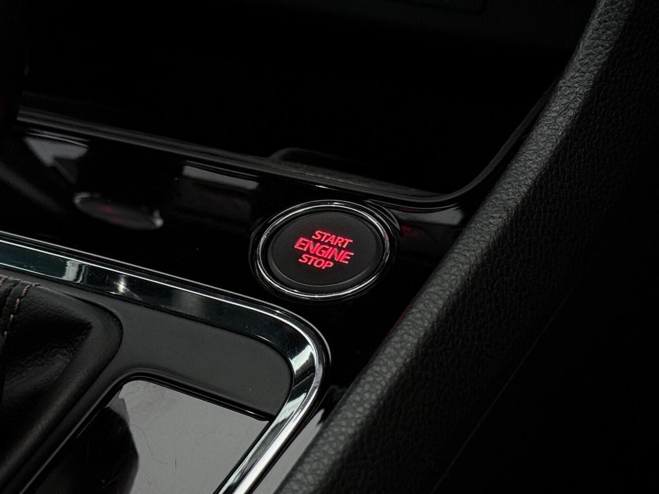 SEAT CUPRA Ateca thumbnail Misc Controls