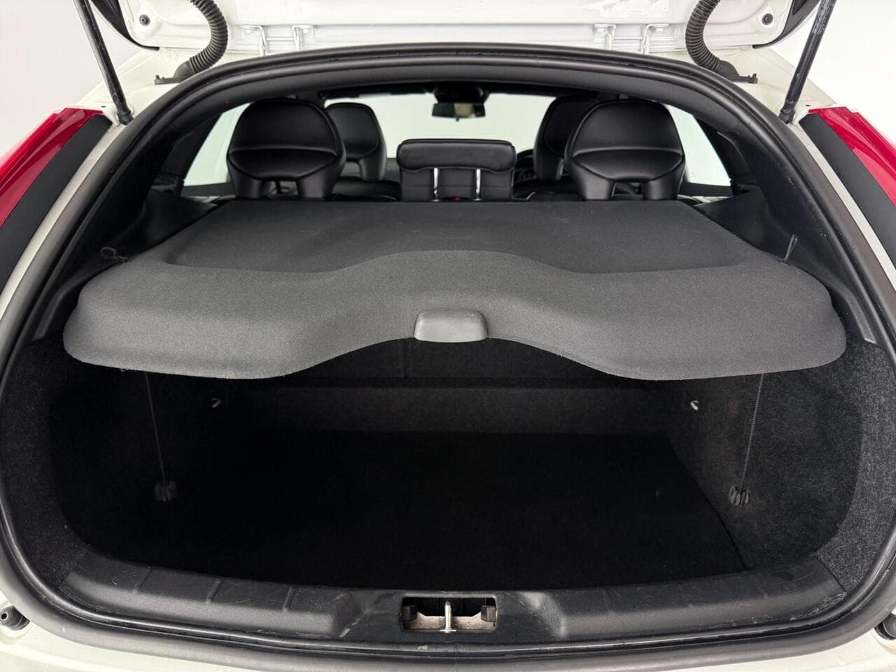 Volvo V40 thumbnail Boot