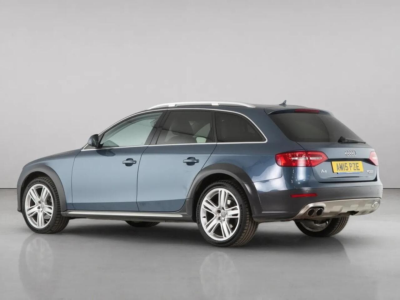 Audi A4 Allroad thumbnail Rear Left