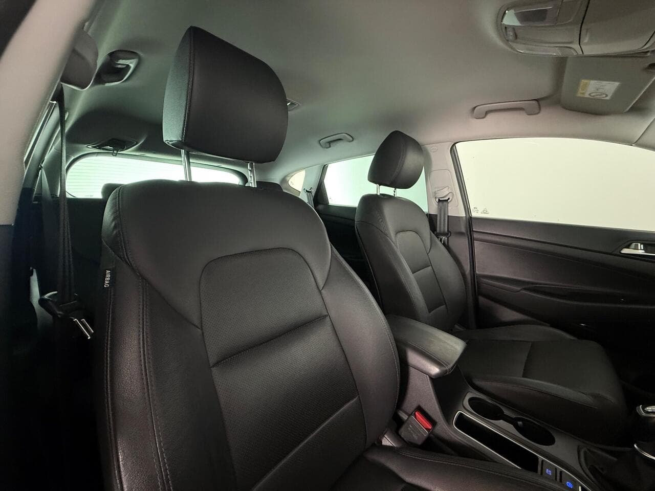 Hyundai TUCSON thumbnail Seat Driver