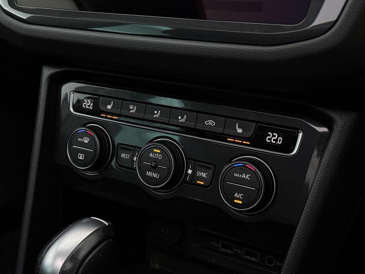 Volkswagen Tiguan thumbnail Misc Controls
