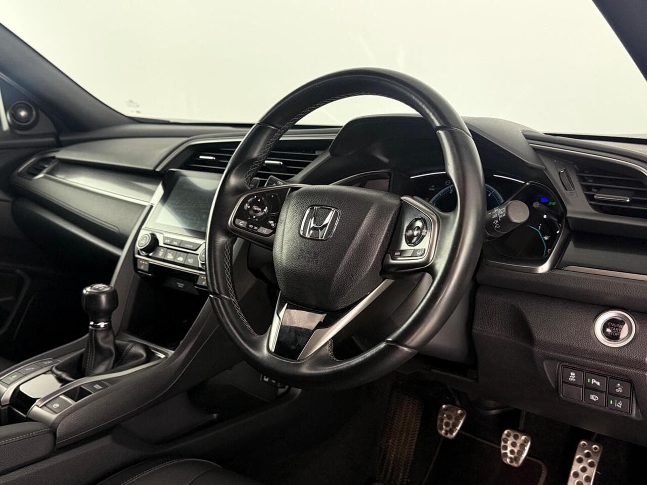 Honda Civic thumbnail Interior Front