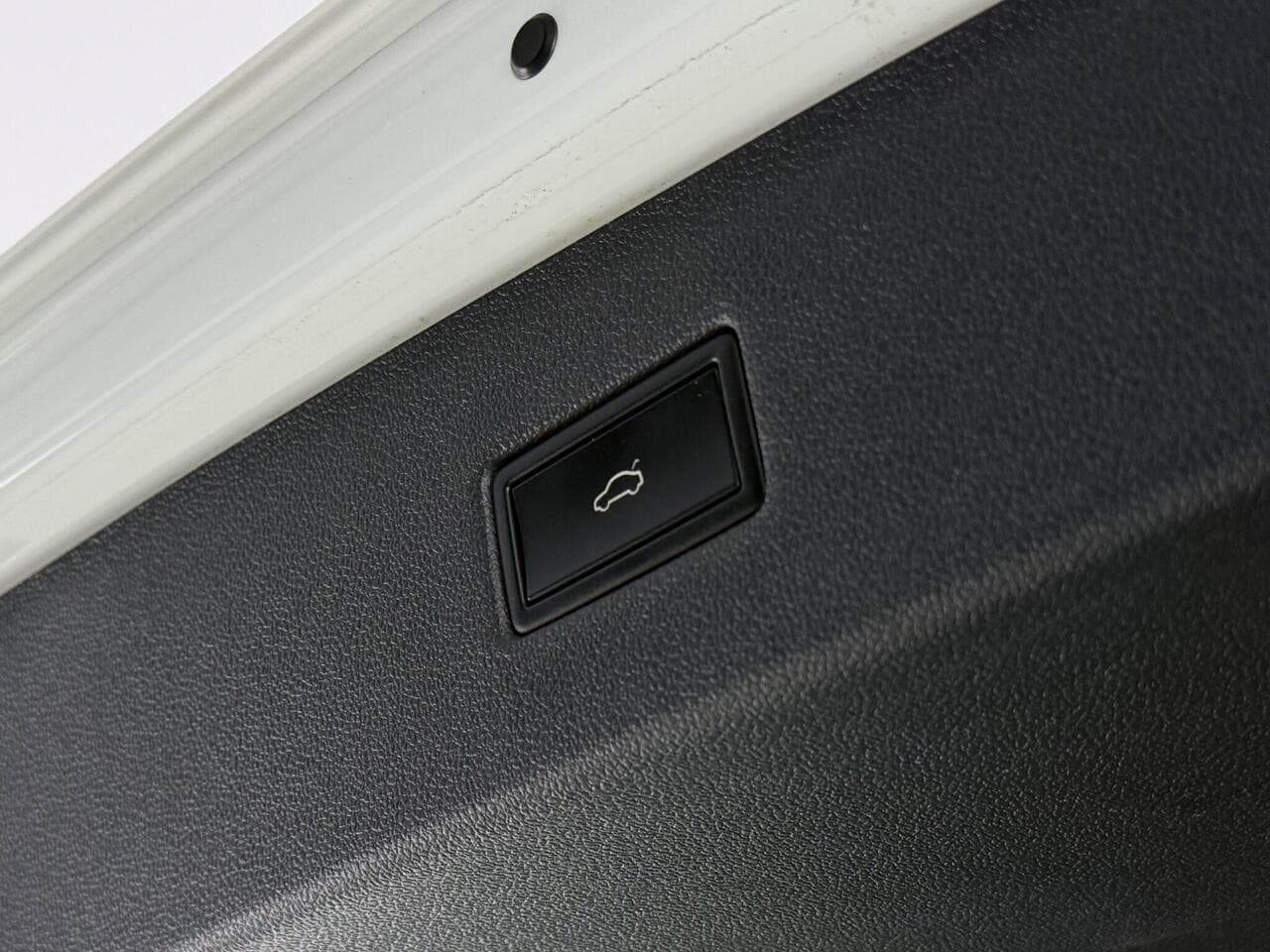 Volkswagen Tiguan Allspace thumbnail Misc Controls