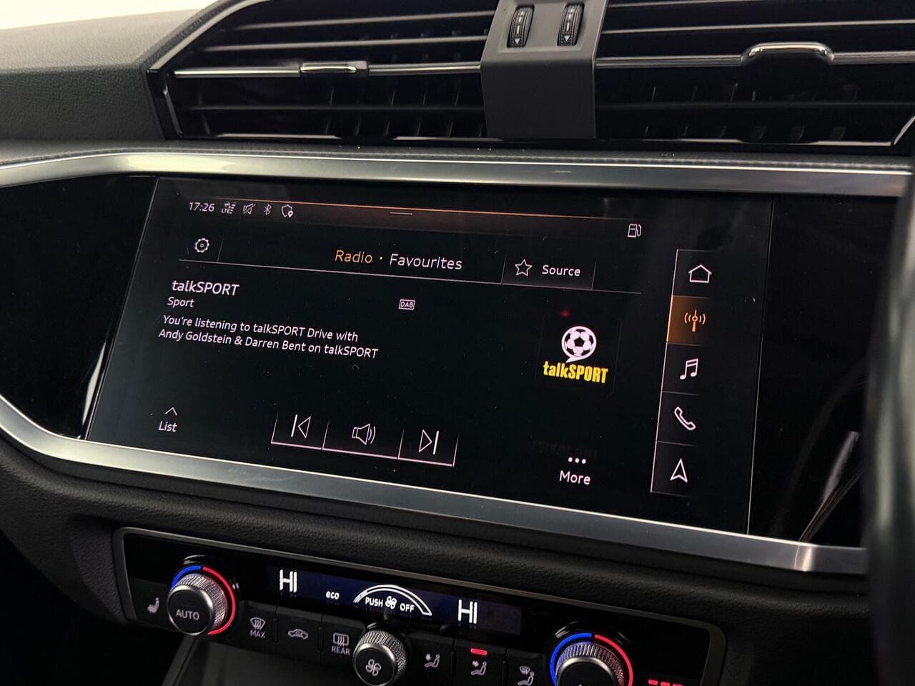Audi Q3 thumbnail Infotainment System