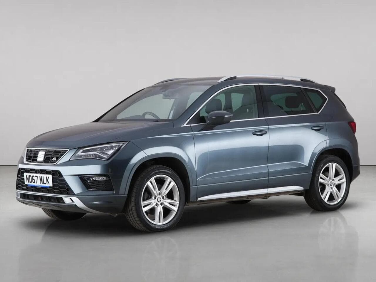 SEAT Ateca thumbnail Front Left