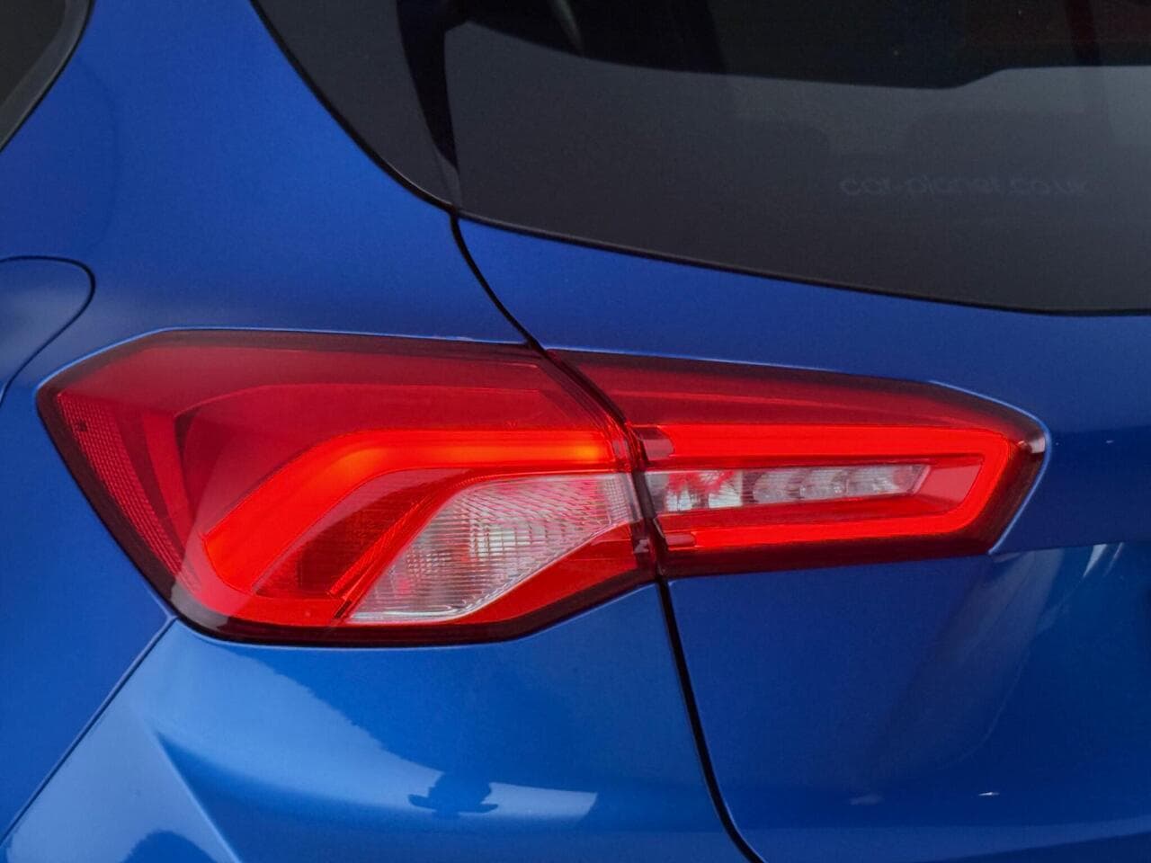 Ford Focus thumbnail Lights Rear