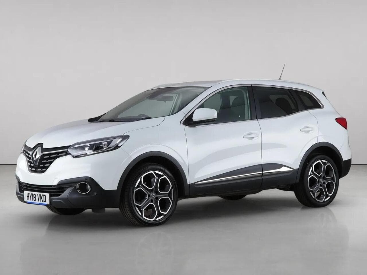 Renault Kadjar thumbnail Front Left
