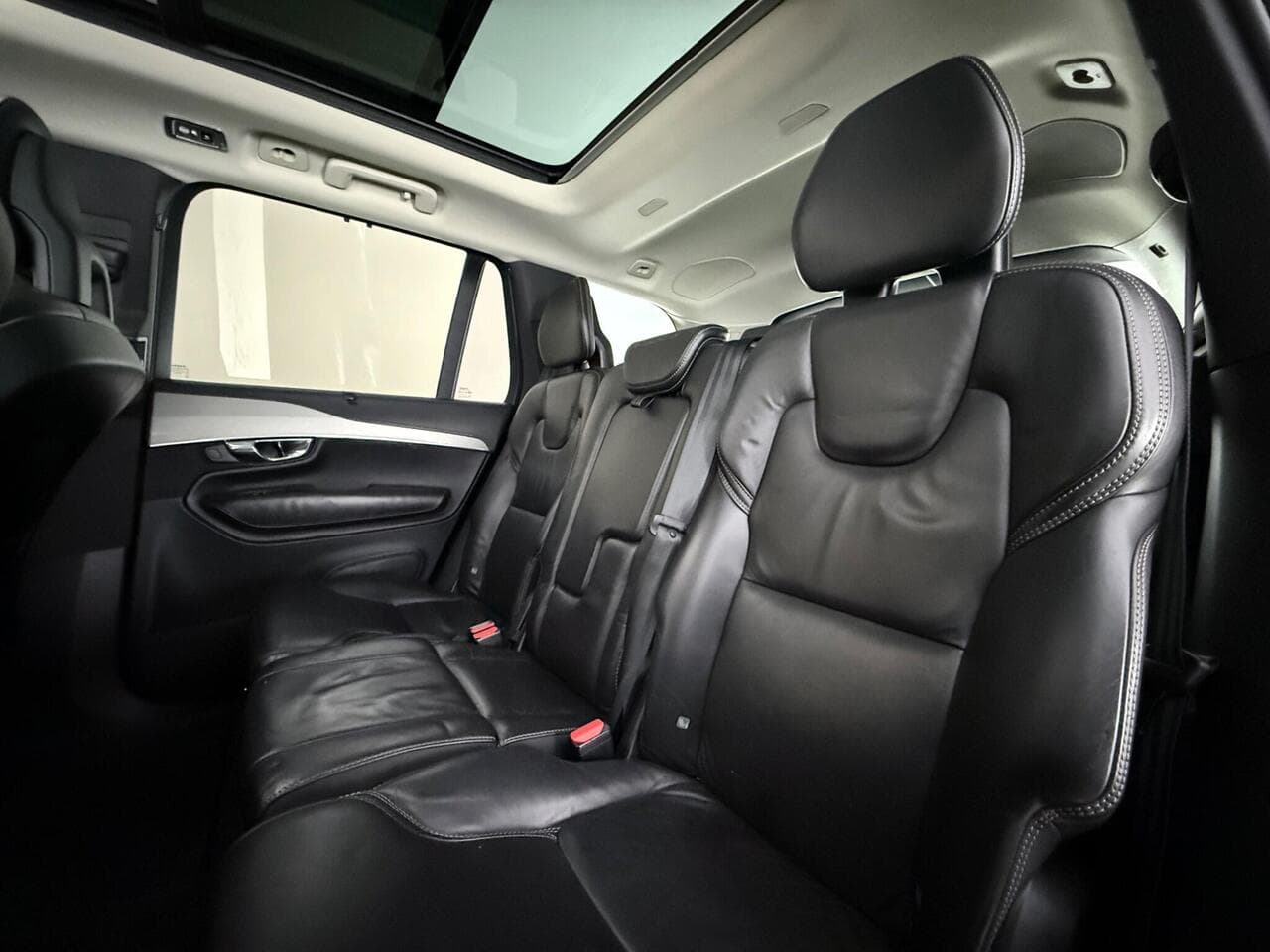 Volvo XC90 thumbnail Seats Rear