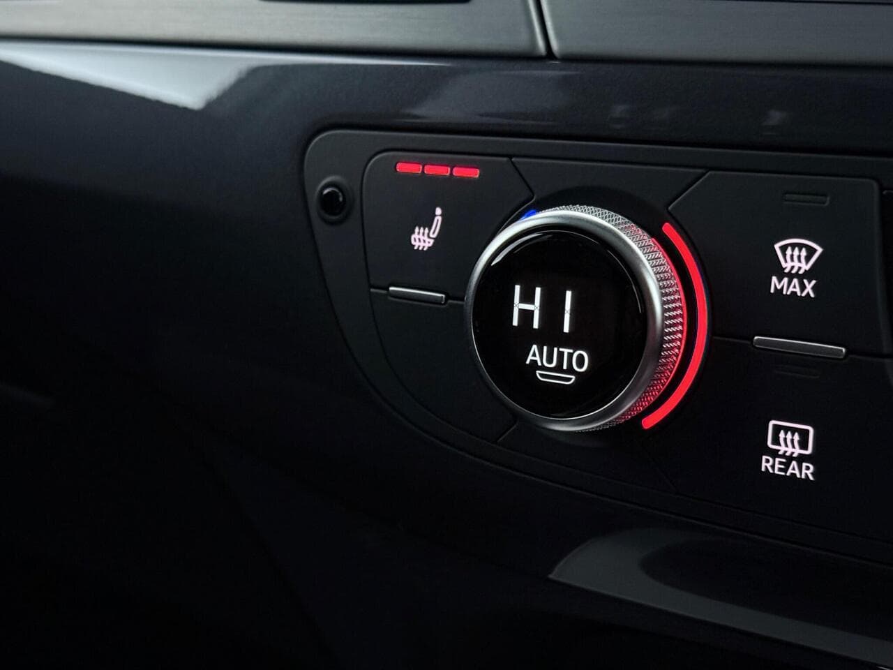 Audi Q7 thumbnail Misc Controls