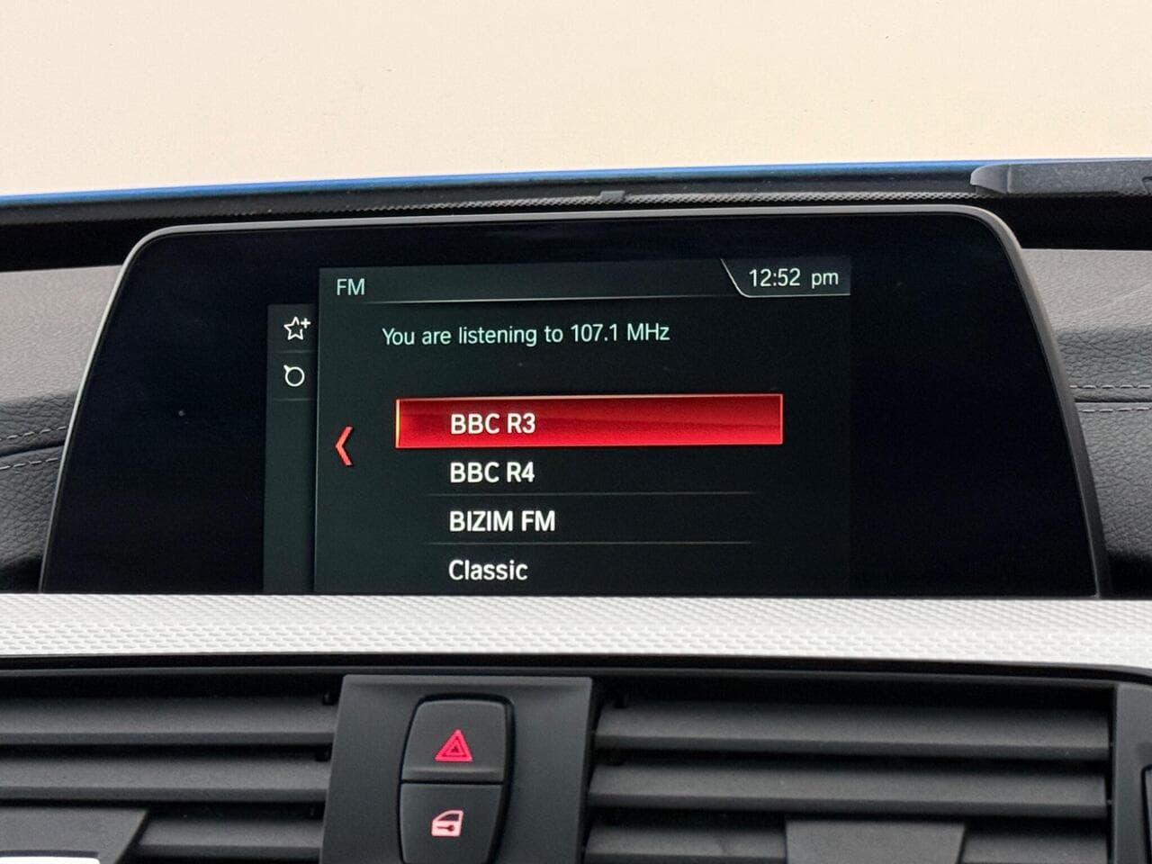 BMW 3 Series Gran Turismo thumbnail Infotainment System