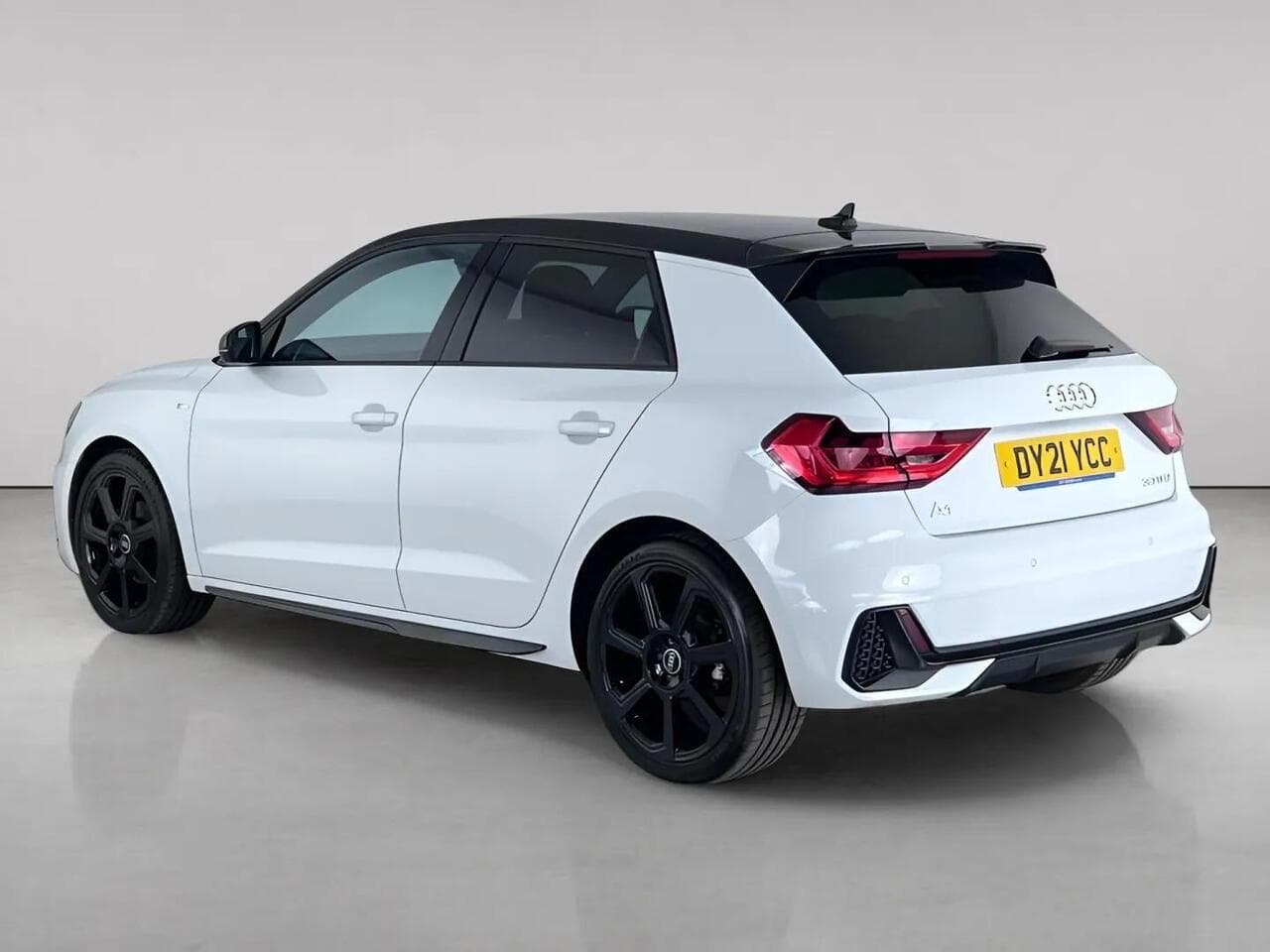 Audi A1 thumbnail Rear Left