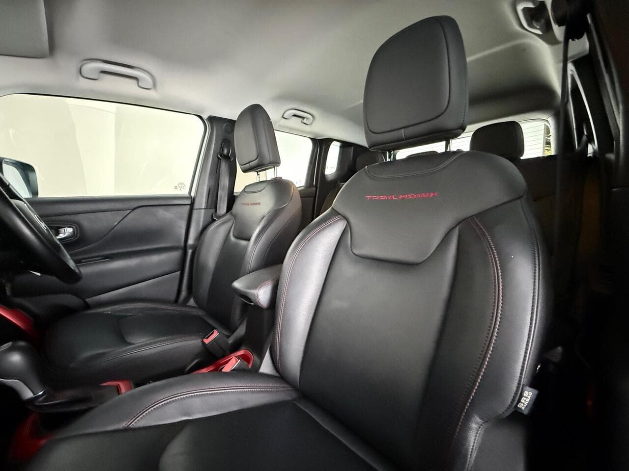 Jeep Renegade thumbnail Seat Front Passenger
