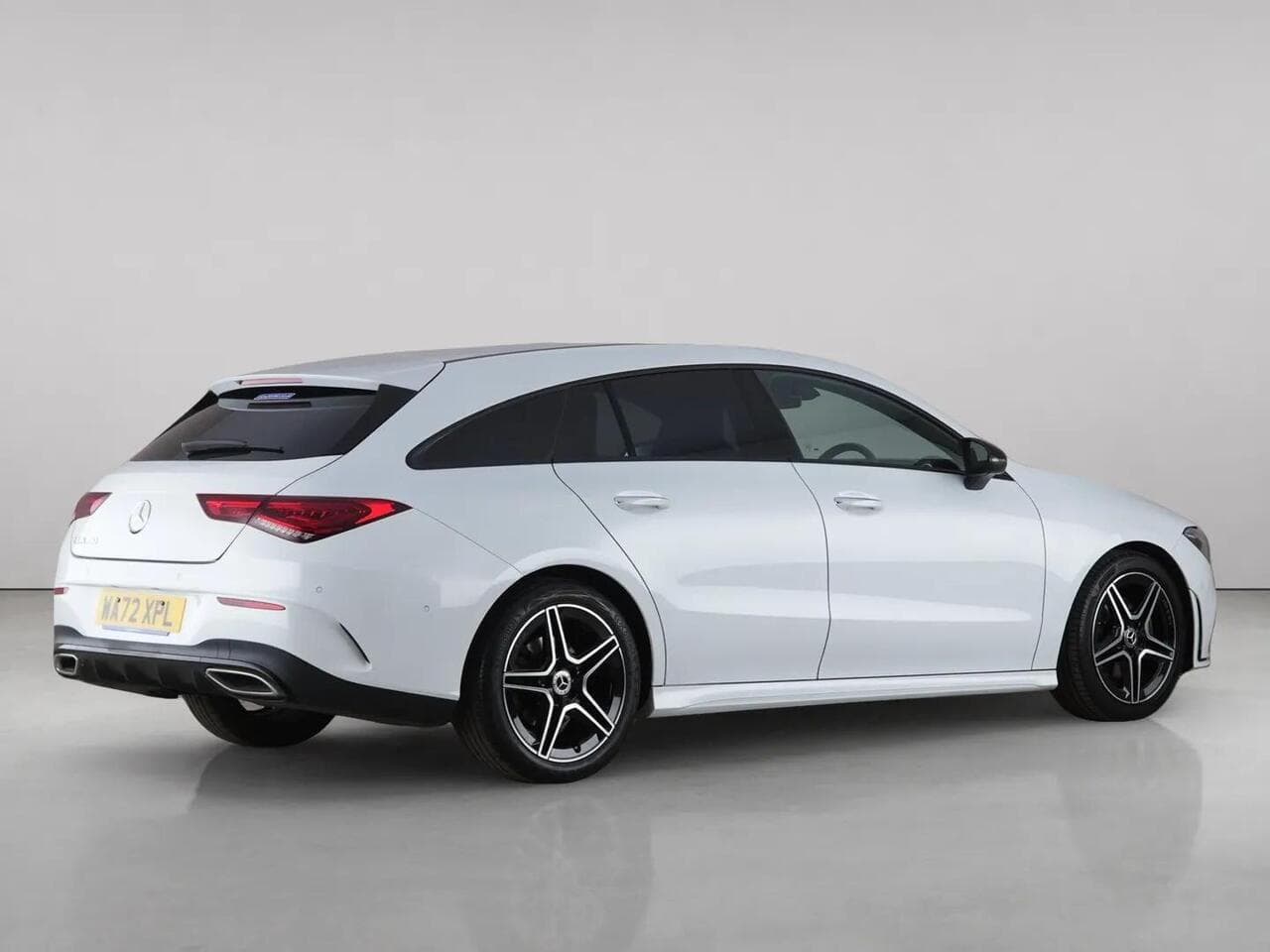 Mercedes-Benz CLA thumbnail Rear Right
