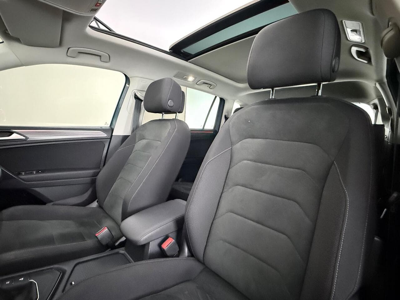 Volkswagen Tiguan Allspace thumbnail Seat Front Passenger