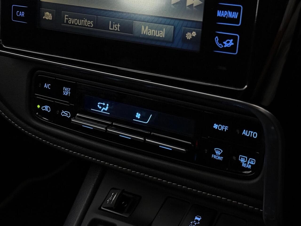 Toyota Auris thumbnail Infotainment System