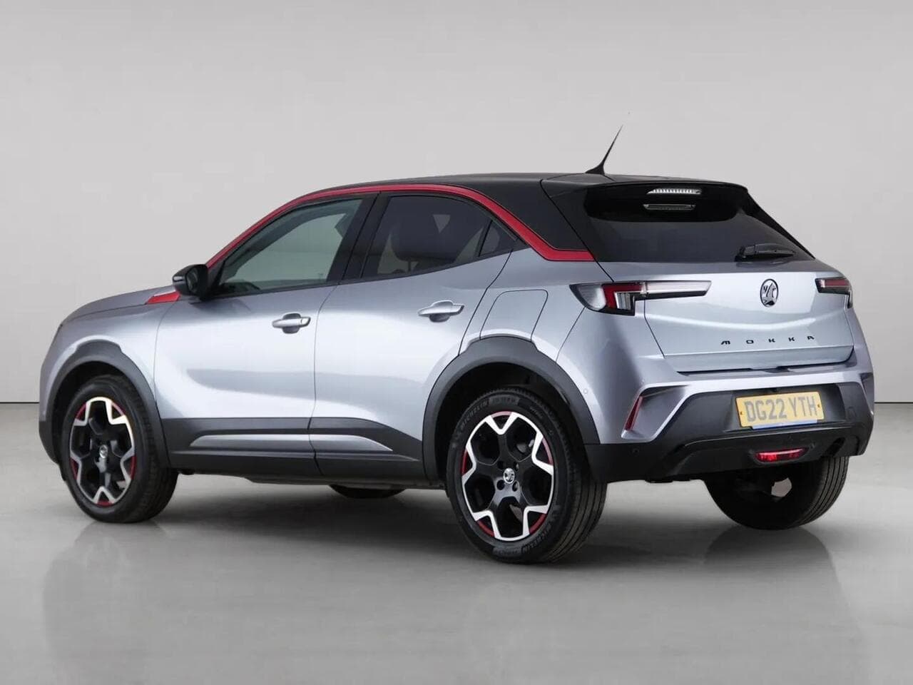 Vauxhall Mokka thumbnail Rear Left